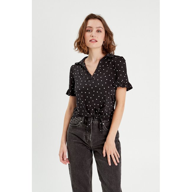 Chemise manches courtes nouée noir <span itemprop=