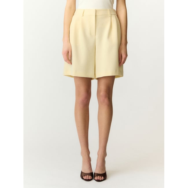 Short jaune - anise flower <span itemprop=