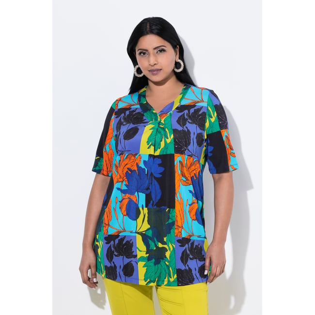 T-shirt au tombé fluide, motif feuilles fuchsia <span itemprop=