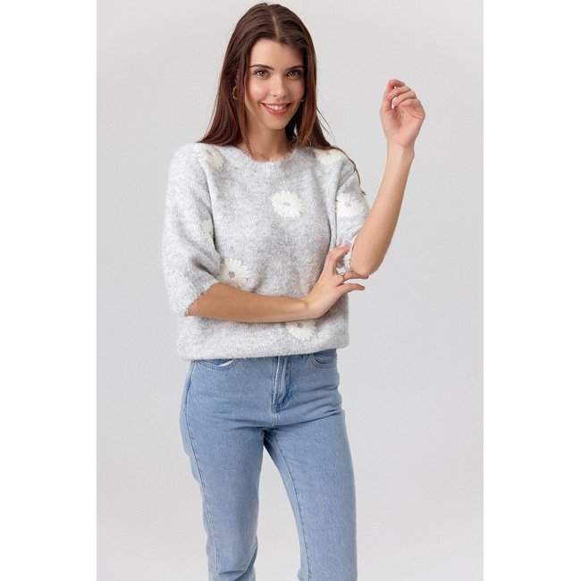 Pull doux à détails fleuris CYRIELLE - ARTLOVE