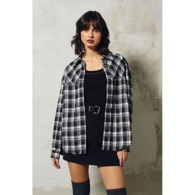 Chemise oversize à carreaux noir <span itemprop=
