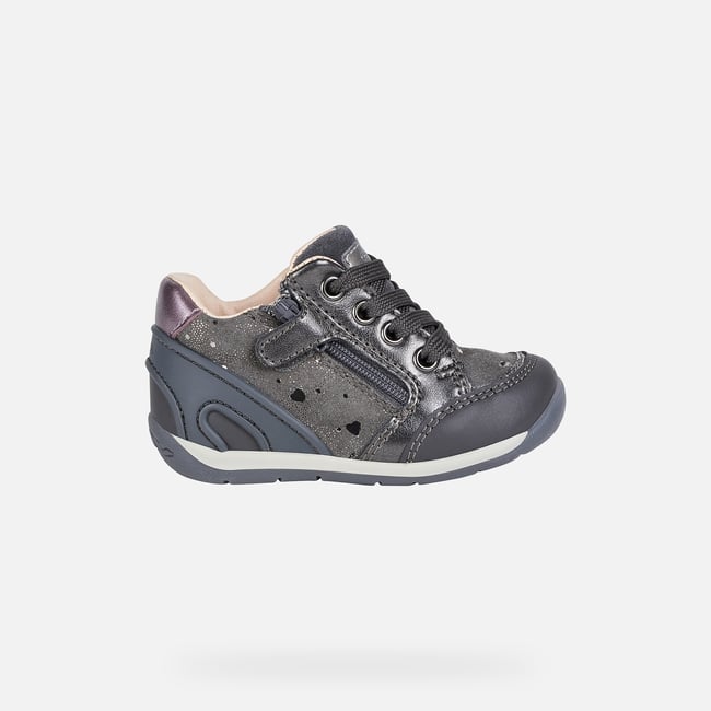 Baskets Premiers Pas  B Each gris foncé <span itemprop=