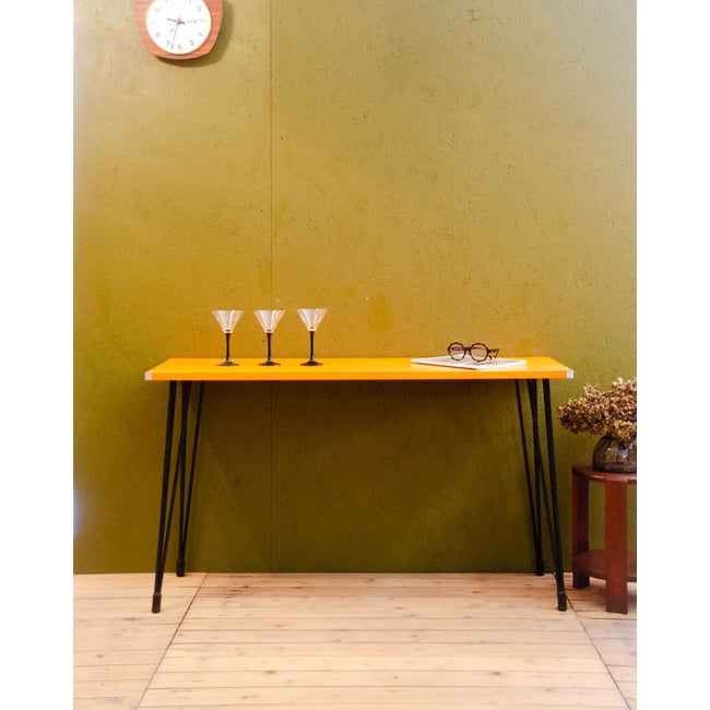 Console en formica Hanna N°1546 - Bon état Couleur orange <span itemprop=