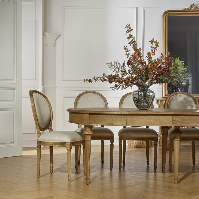 Table ovale en chêne 3 rallonges 4/10 couverts AMBRE Couleur marron <span itemprop=