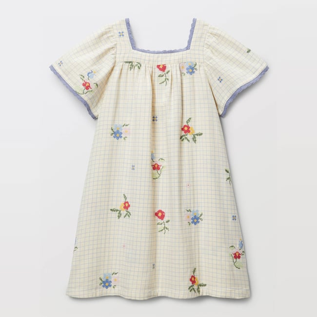 Robe manches volantées brodée butter cream <span itemprop=