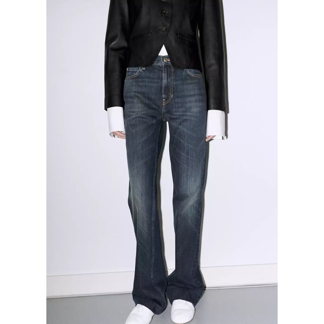 Jean flare usé bleu foncé vintage <span itemprop=