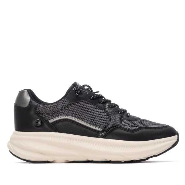 Baskets Plaine Décontractée Lacets noir <span itemprop=