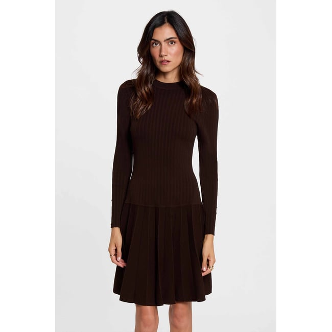 Robe tricot manches longues marron foncé <span itemprop=