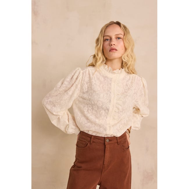 Blouse dentelles à manches bouffantes MERVEILLE creme <span itemprop=