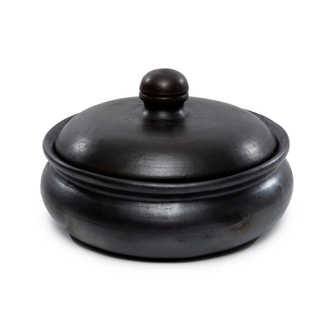 Cocotte en terre cuite BURNED Couleur noir <span itemprop=
