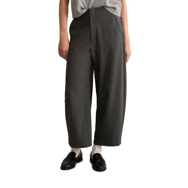 Pantalon coupe classique avec LENZING™ ECOVERO™ gris <span itemprop=