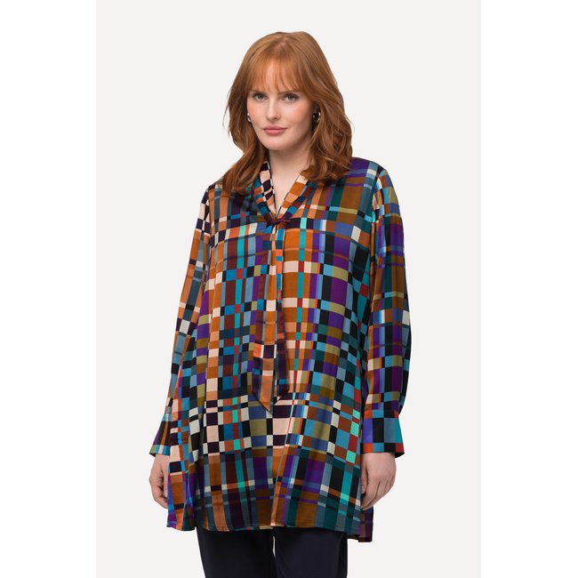 Tunique longue en satin à manches longues bleu nuit <span itemprop=