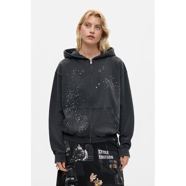 sweat à capuche imprimé gris <span itemprop=