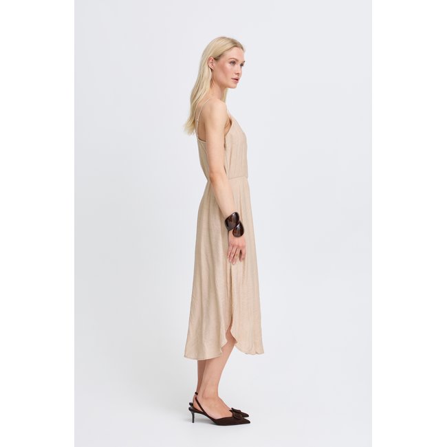 Robe beige humus <span itemprop=