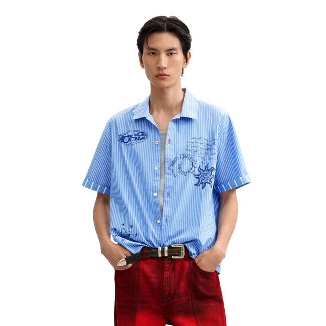 Chemise courte en coton imprimée bleu <span itemprop=