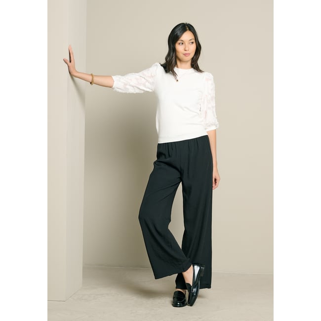 Pull manches fantaisie blanc casse <span itemprop=