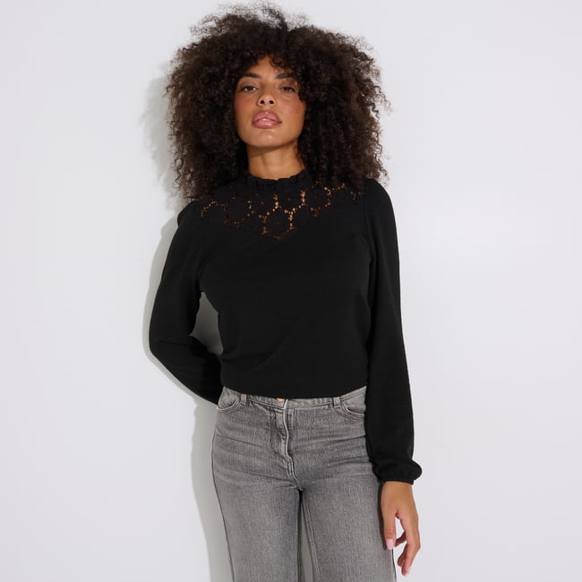 T-shirt col victorien noir <span itemprop=