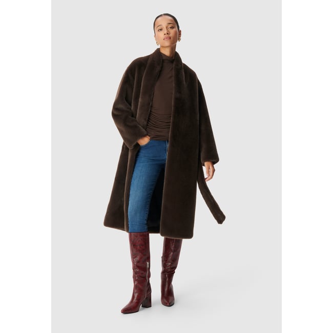Manteau long col montant avec ceinture marron foncé <span itemprop=