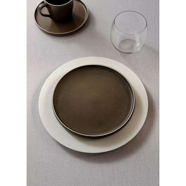 Assiette à dessert grès Couleur chocolat <span itemprop=