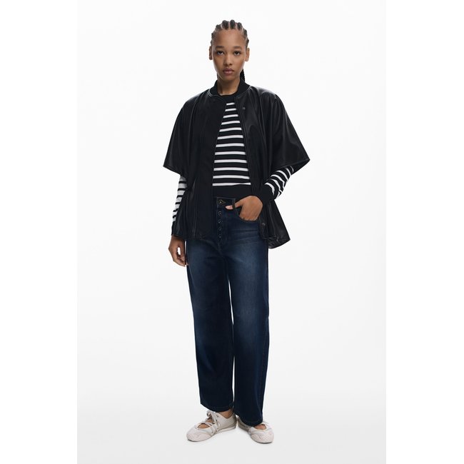Poncho effet cuir à reliefs noir <span itemprop=