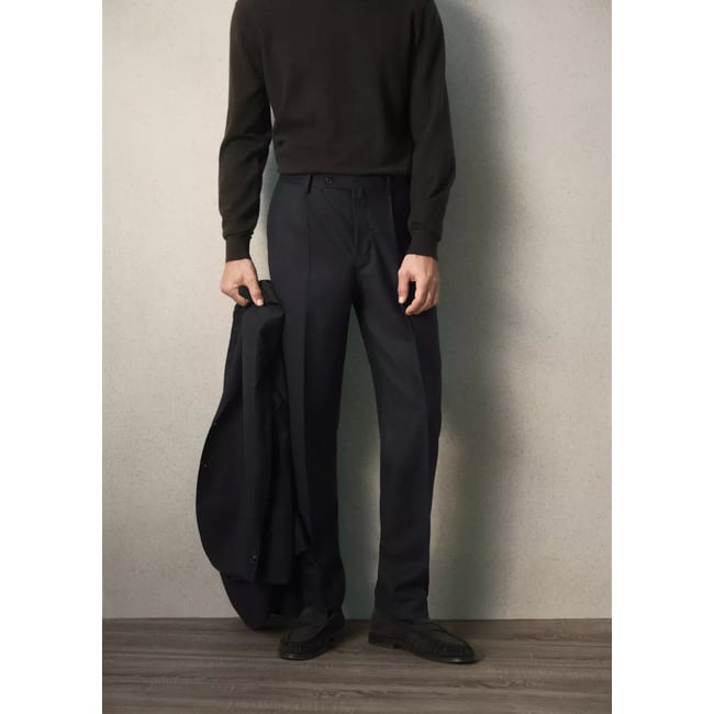 Pantalon de costume en flanelle de laine italienne, coupe slim fit gris anthracite <span itemprop=