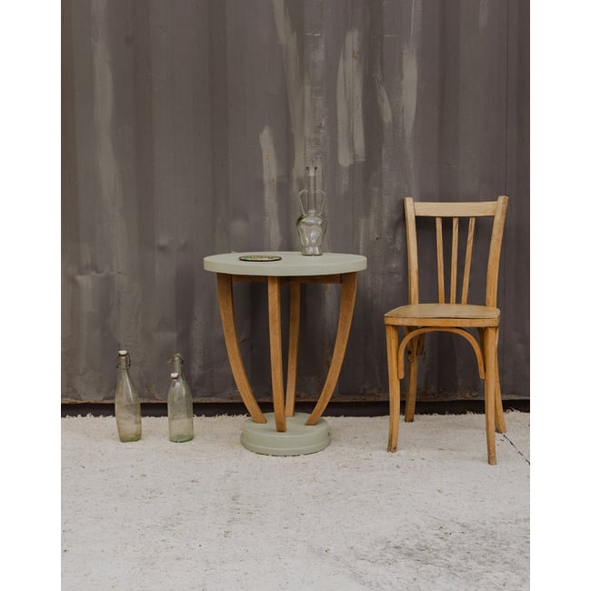 Table d'appoint en bois vert d'eau Francine N°1494 - Bon état Couleur bois clair <span itemprop=