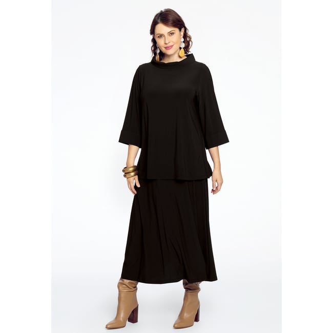 Jupe avec une ceinture élastique noir <span itemprop=