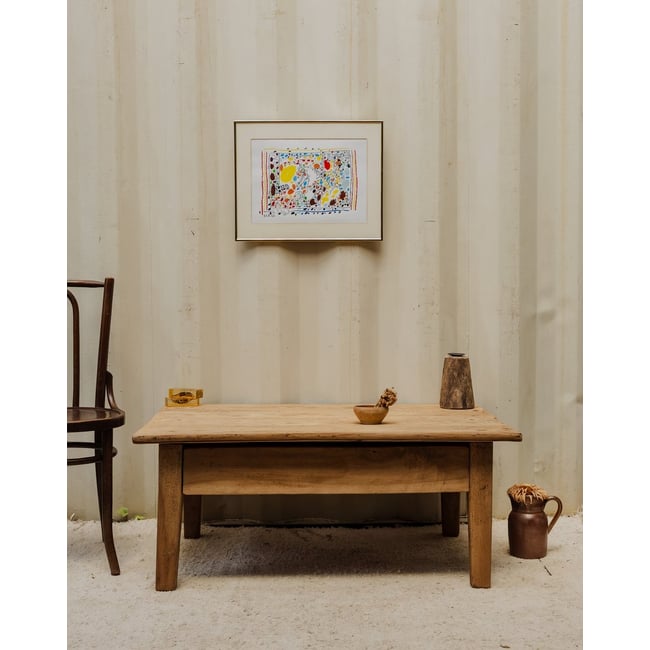 Table basse en bois Léonie N°1046 - Bon état Couleur bois clair <span itemprop=