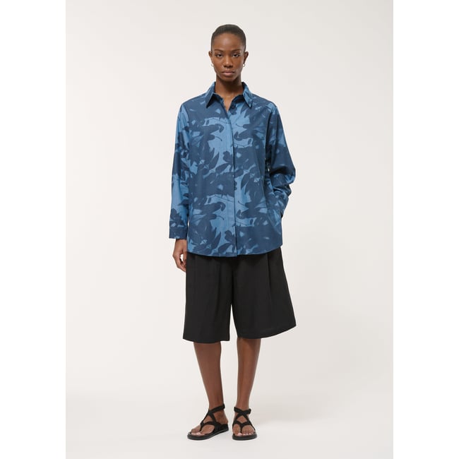 Chemise oversize imprimée navy/denim <span itemprop=