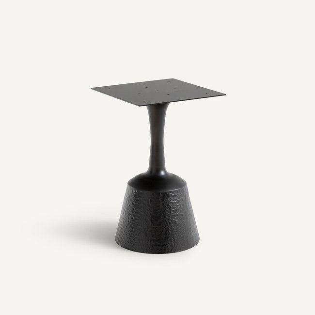 Base de mesa de hierro martillado, Leor café tostado <span itemprop=