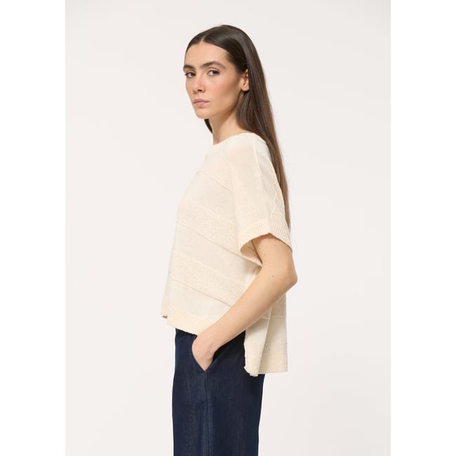 Pull écru manches courtes en maille bouclette ecru <span itemprop=