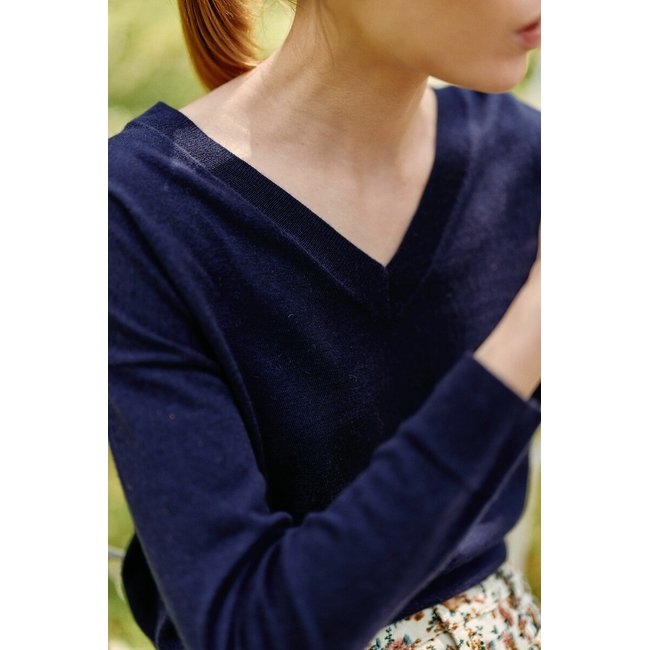 Camisola com decote em V, mangas compridas, MELYA marinho <span itemprop=