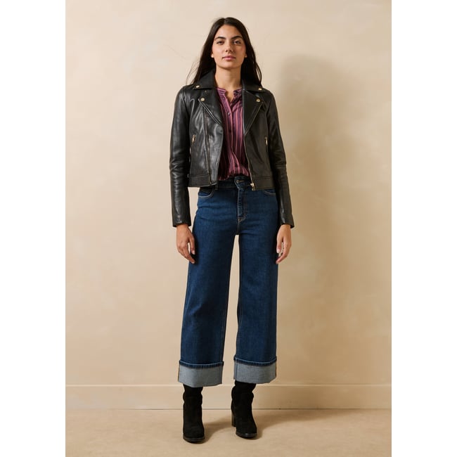 Blouson court en cuir esprit motard noir <span itemprop=