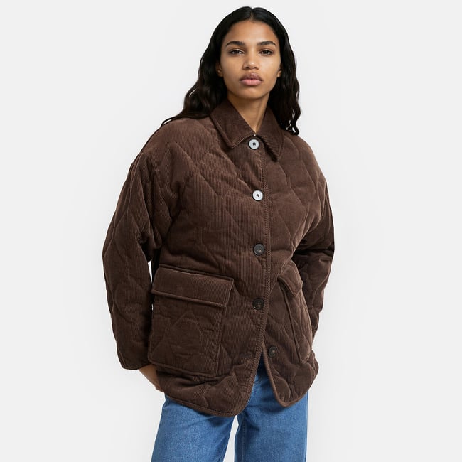 Veste matelassée en velours côtelé, col chemise marron <span itemprop=