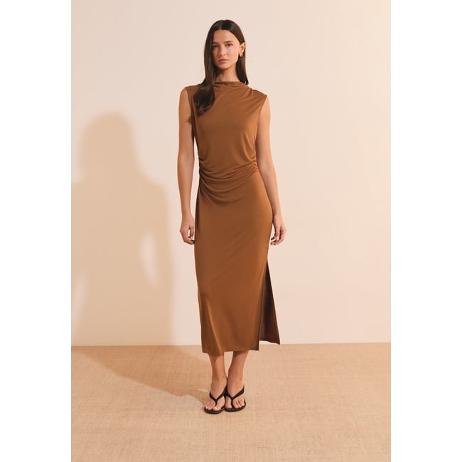 Robe longue drapée REVA marron <span itemprop=