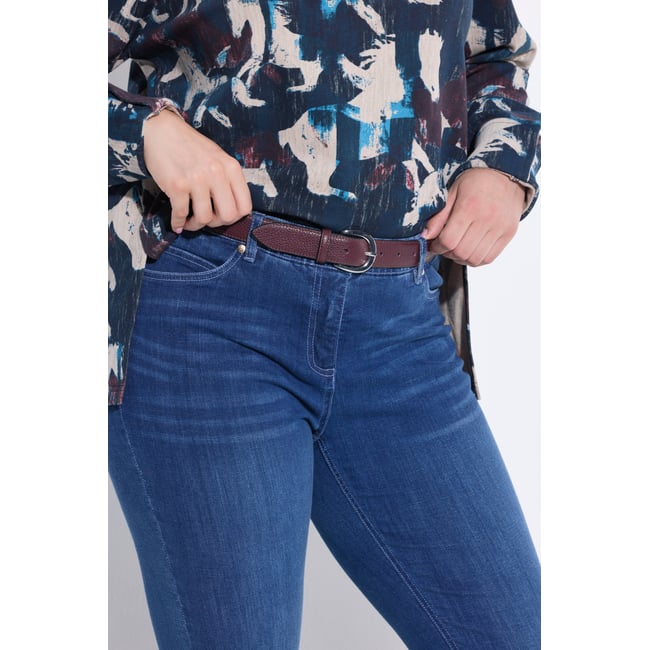 Ceinture en cuir, matière texturée rouge vin foncé <span itemprop=