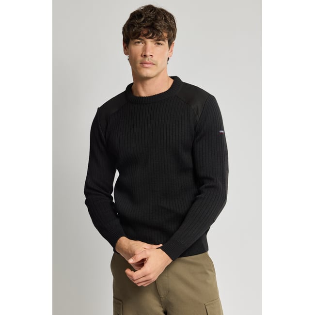 Pull esprit militaire noir <span itemprop=