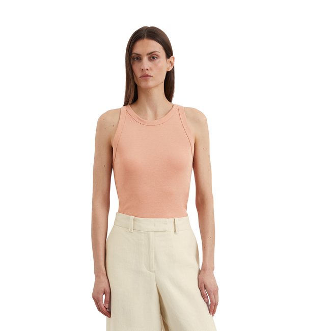 Débardeur regular en jersey de coton organique rib rouge clair <span itemprop=