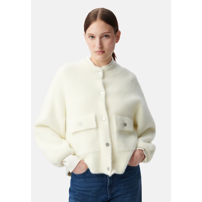Cardigan tricot duveteux blanc cassé <span itemprop=