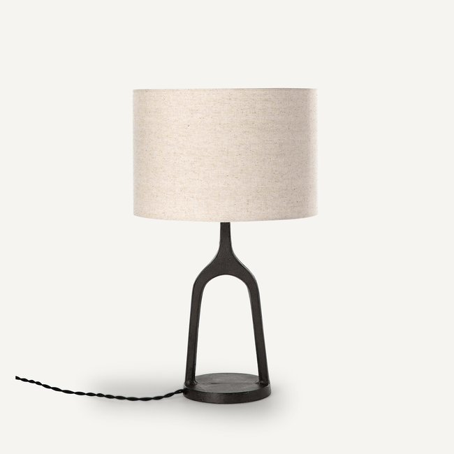 Candeeiro de mesa, em metal e linho, Jakomé bronze envelhecido <span itemprop=