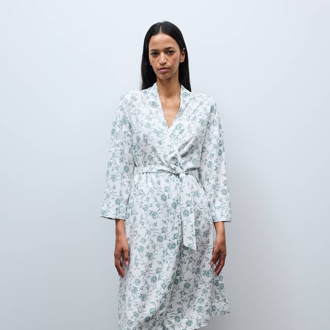 Kimono long imprimé en viscose ecru <span itemprop=