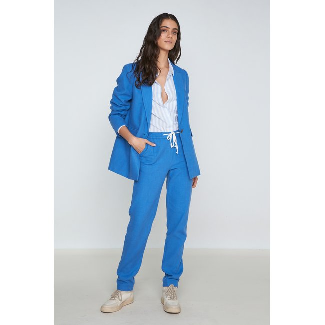 Veste de tailleur nelia lavande <span itemprop=