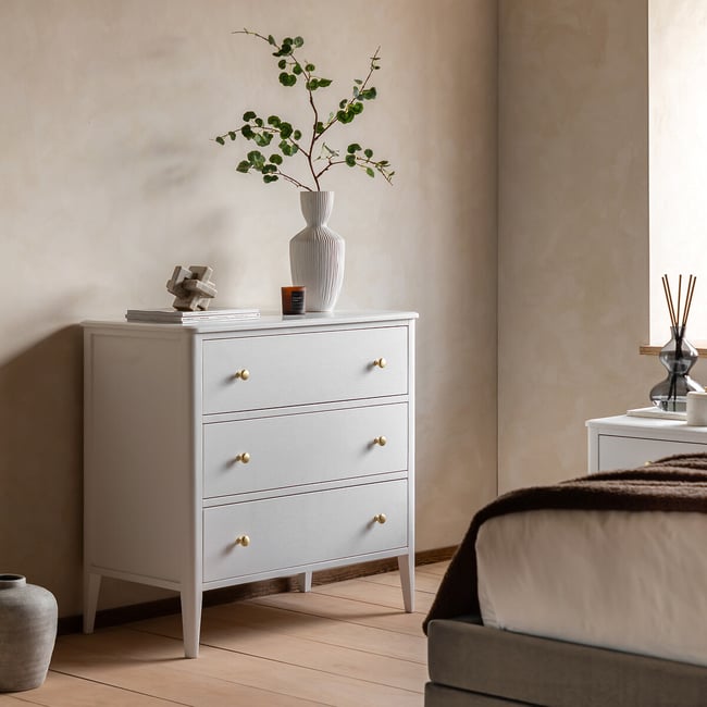 Amberly 3 Drawer Chest - SO'HOME