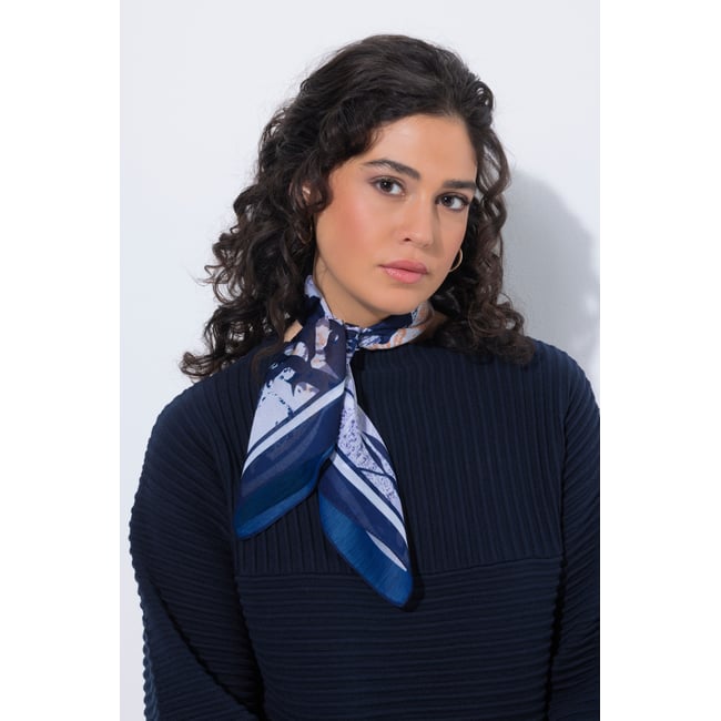 Foulard à fleurs, format bandana bleu violet <span itemprop=