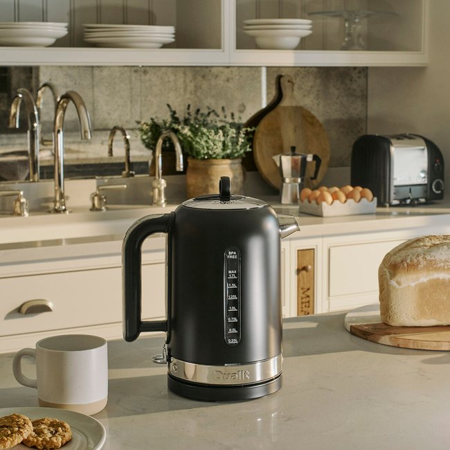 Classic 1.7L Matt Black Jug Kettle - 72785, black, DUALIT