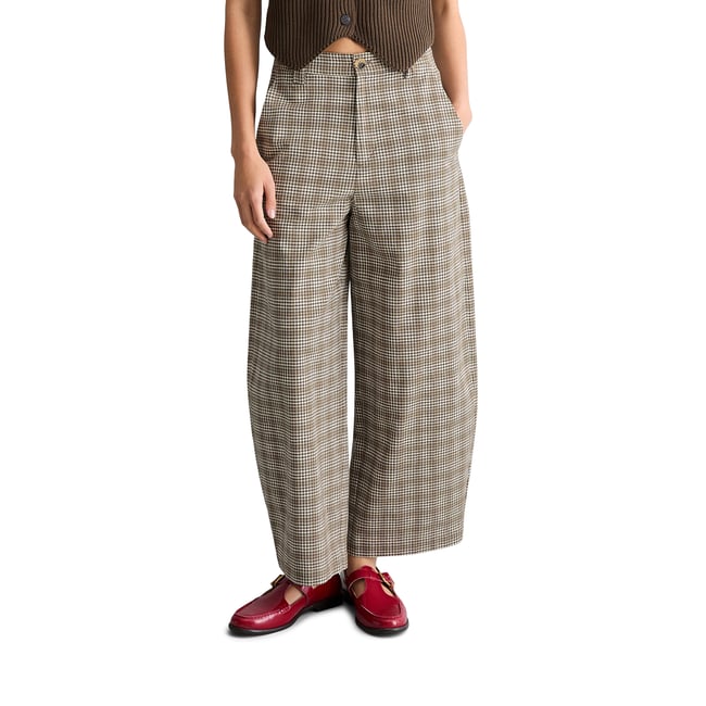 Pantalon à carreaux loose en mélange coton organique-lin dunkelbraun <span itemprop=
