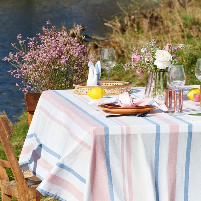 Nappe rayée - 100% coton rose <span itemprop=