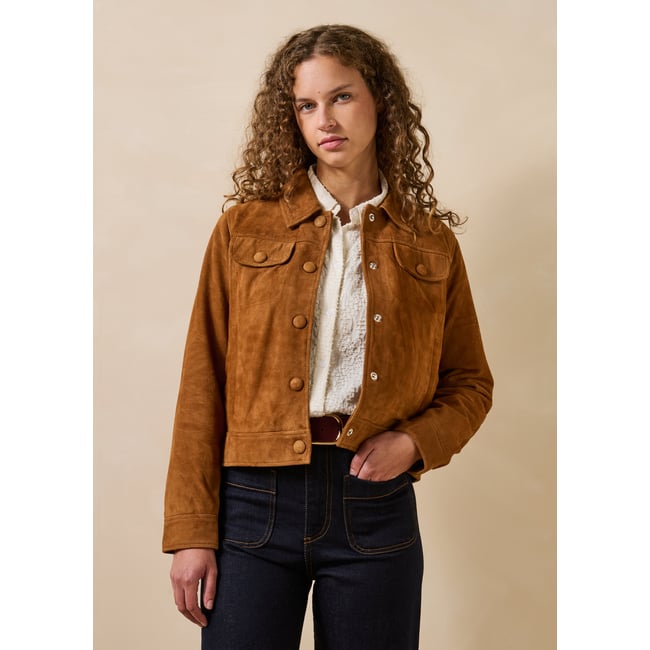 Blouson court en daim toffee <span itemprop=