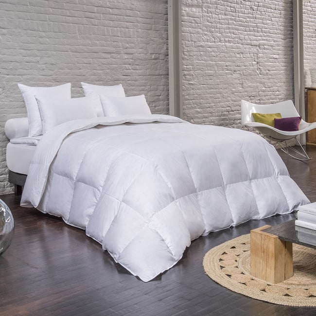 Couette Concordia - CHAUDE Couleur blanc <span itemprop=