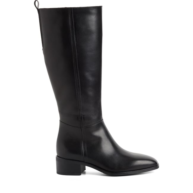 Bottes en cuir noir cuir <span itemprop=
